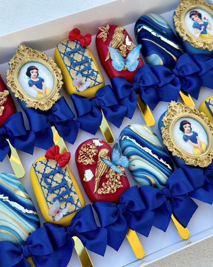 Cakesicles Blanche-Neige