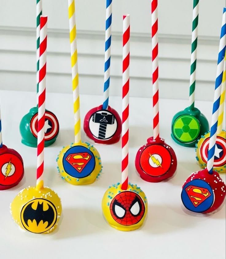 Cake pops super-héros