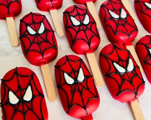 Cakesicles Spiderman