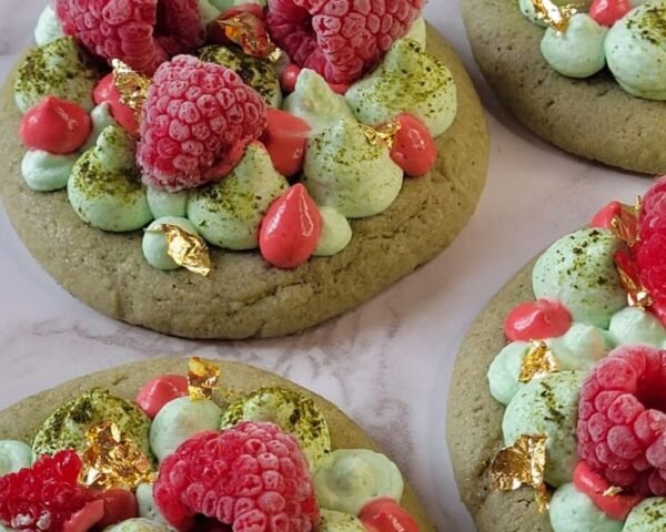 Cookies Matcha, Framboise & Or